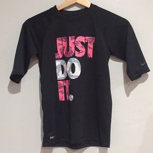 💫3/$12 NIKE Dri Fit Just Do It Pink sleeve top M
